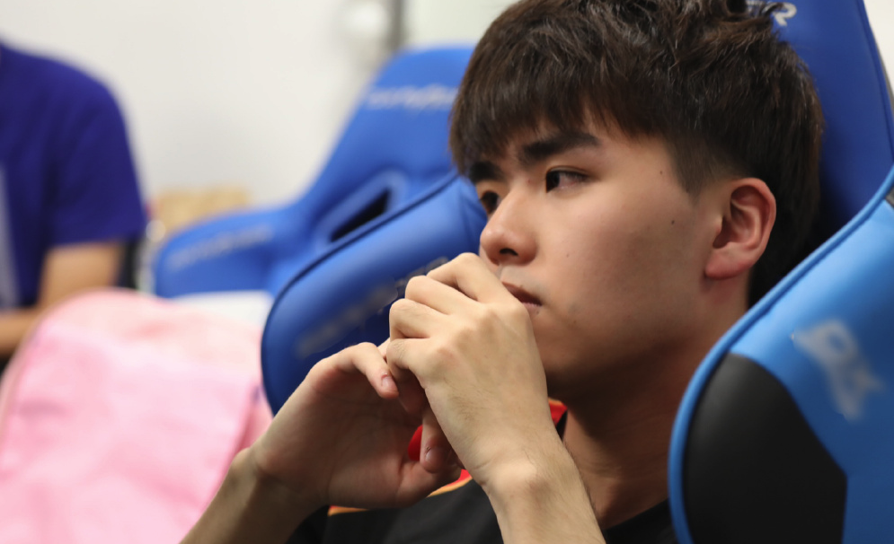 九游娱乐险胜引爆全场!,Doinb意外战胜尤文图斯比赛高潮迭起(尤文图斯是哪个赛区的)